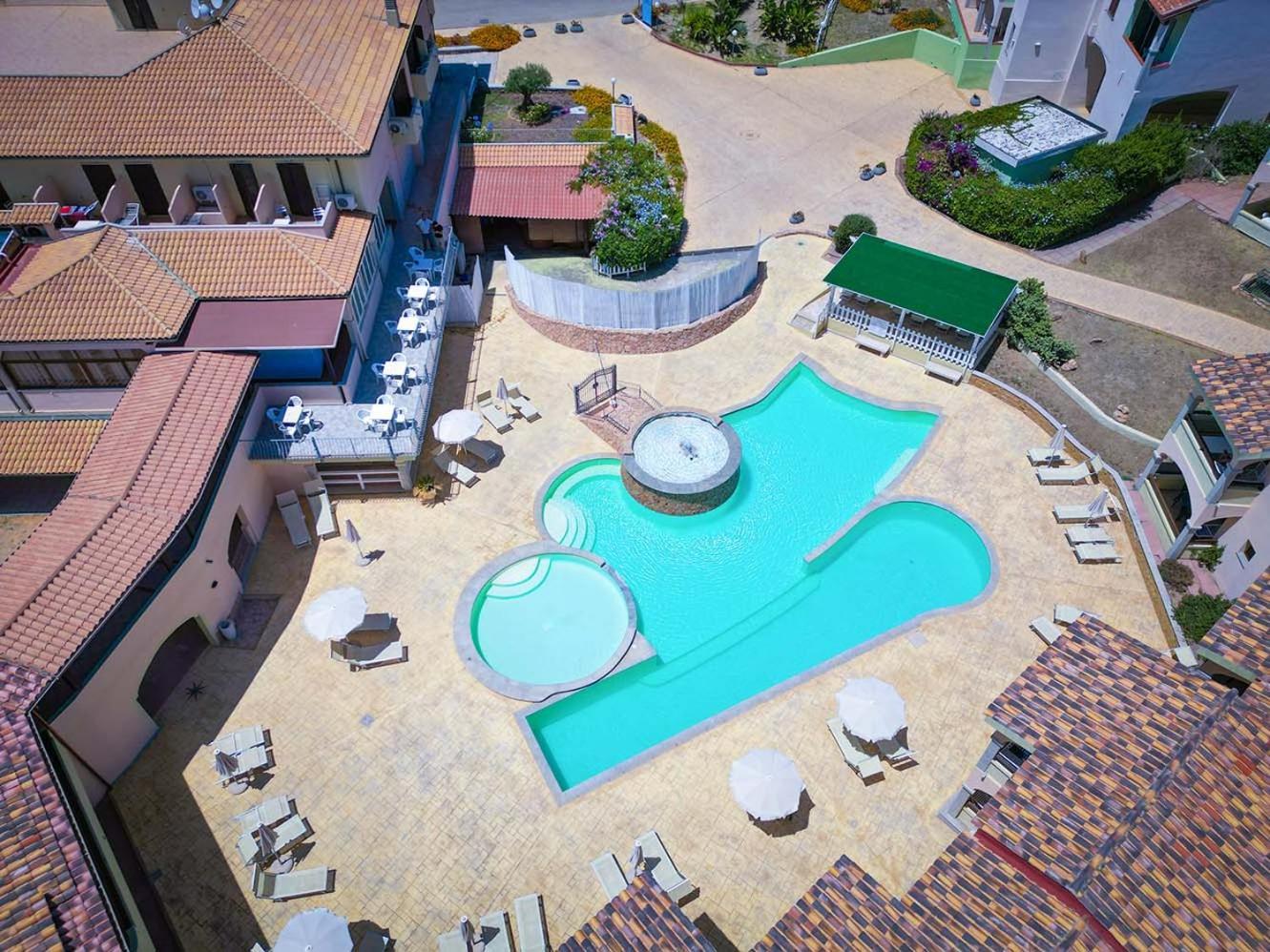 Hotel Nicolaus Club Baia delle Mimose Badesi Esterno foto