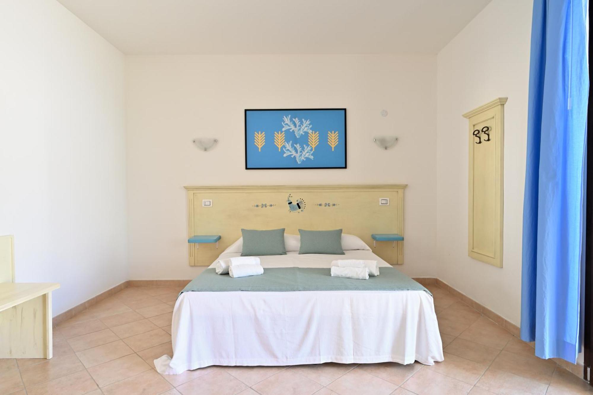 Hotel Nicolaus Club Baia delle Mimose Badesi Esterno foto