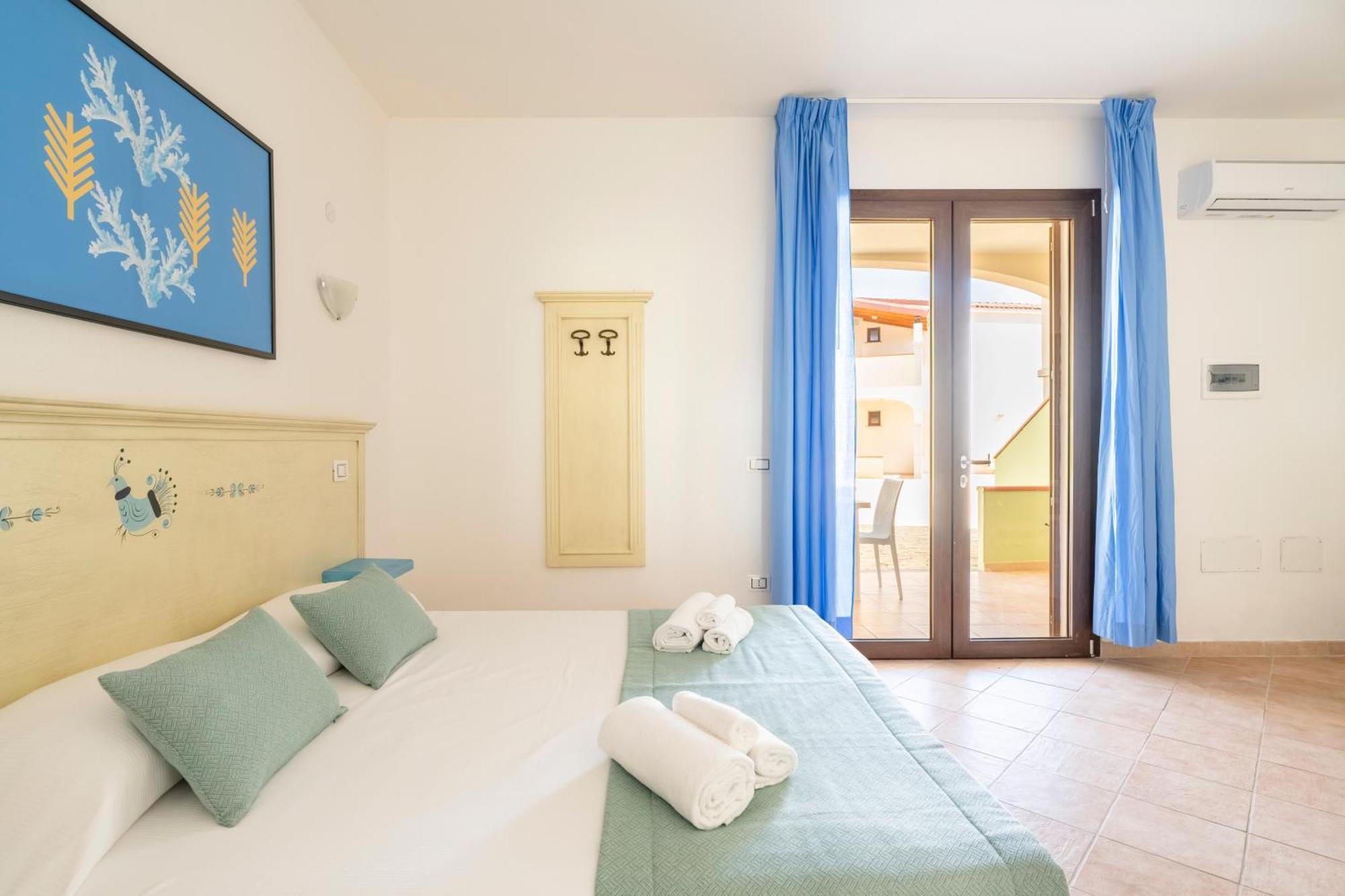 Hotel Nicolaus Club Baia delle Mimose Badesi Esterno foto